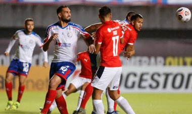 Bahia perde na Argentina  no duelo de líderes