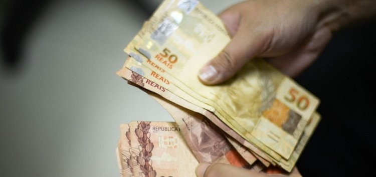 Para suprir todas as despesas de um trabalhador no Brasil deveria receber salário de R$ 6.394,76