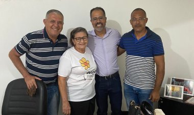 Delegado Jesus Pablo pré candidato a Deputado Estadual  conversou com a Prefeita Nilza da Mata em seu gabinete.