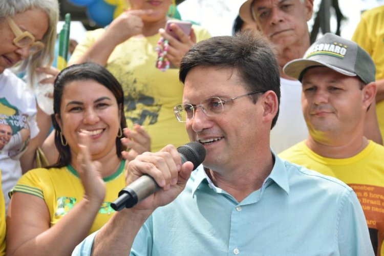 Roma pré-candidato ao governo do Estado da Bahia diz que secretário de segurança não ficaria um dia se caso ganhasse a eleição.