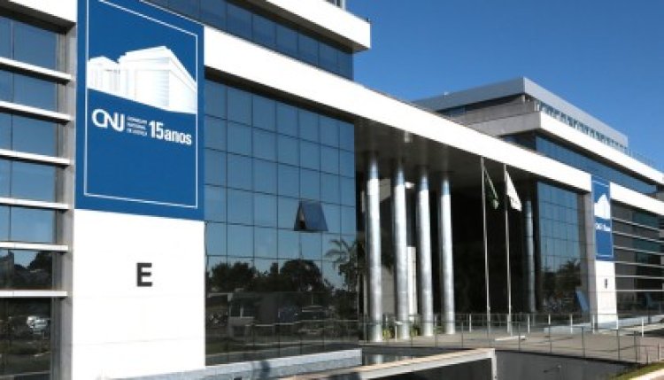 CNJ aposenta compulsoriamente juiz que gravou vídeo com Eduardo Bolsonaro